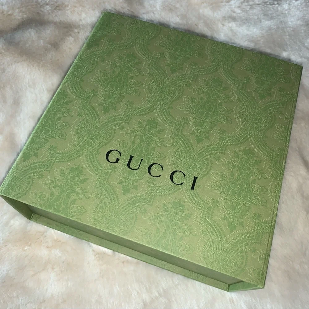 NEW! GUCCI Gift Box with Magnetic Flap Closure, GORGEOUS - Picture 15 of 16